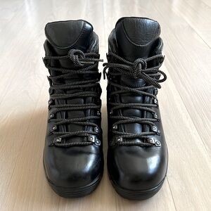 Merrell Millenium M2 Black Leather Hiking Boots Womens Size 9